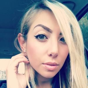 Meet your Posher, Yulia